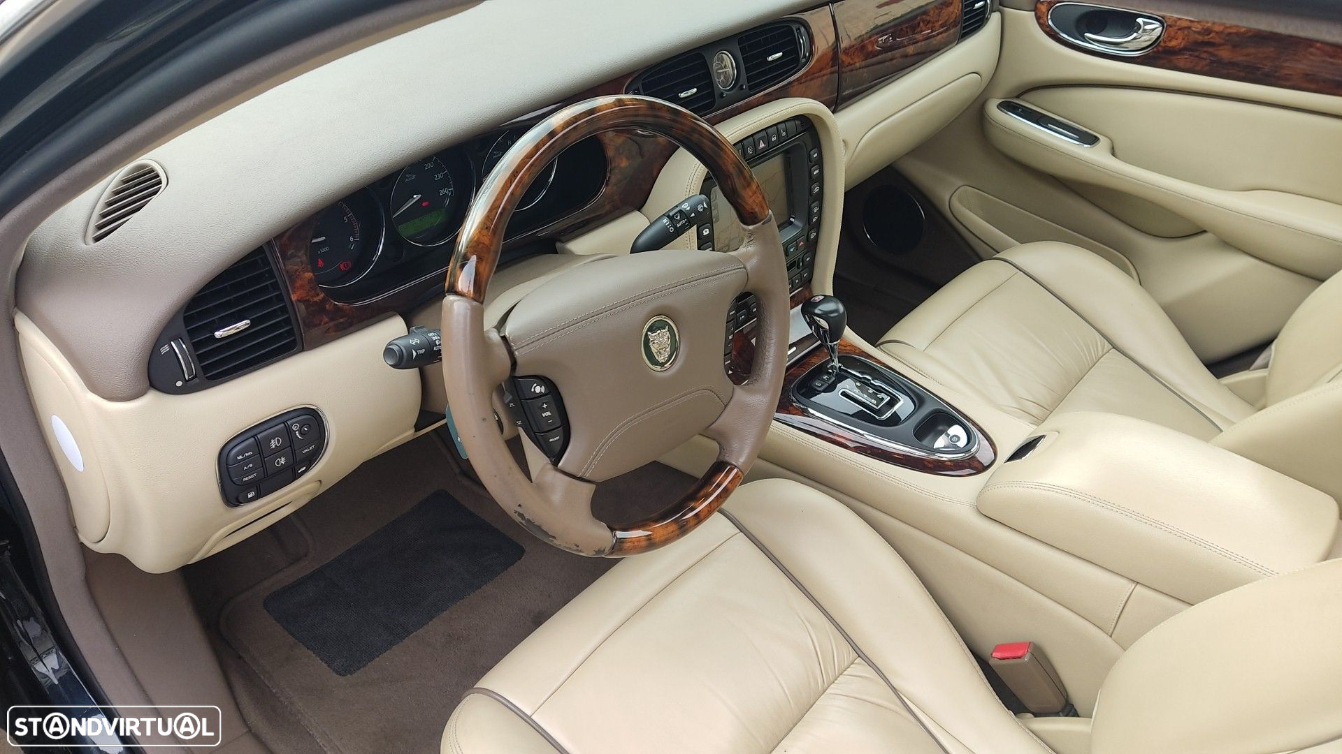 Jaguar XJ XJ6 2.7 D V6 Executive - 17