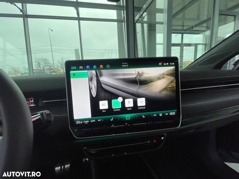 Volkswagen ID.7 77 kWh Pro - 19