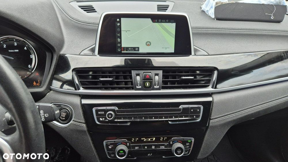 BMW X2 sDrive18d Advantage - 13