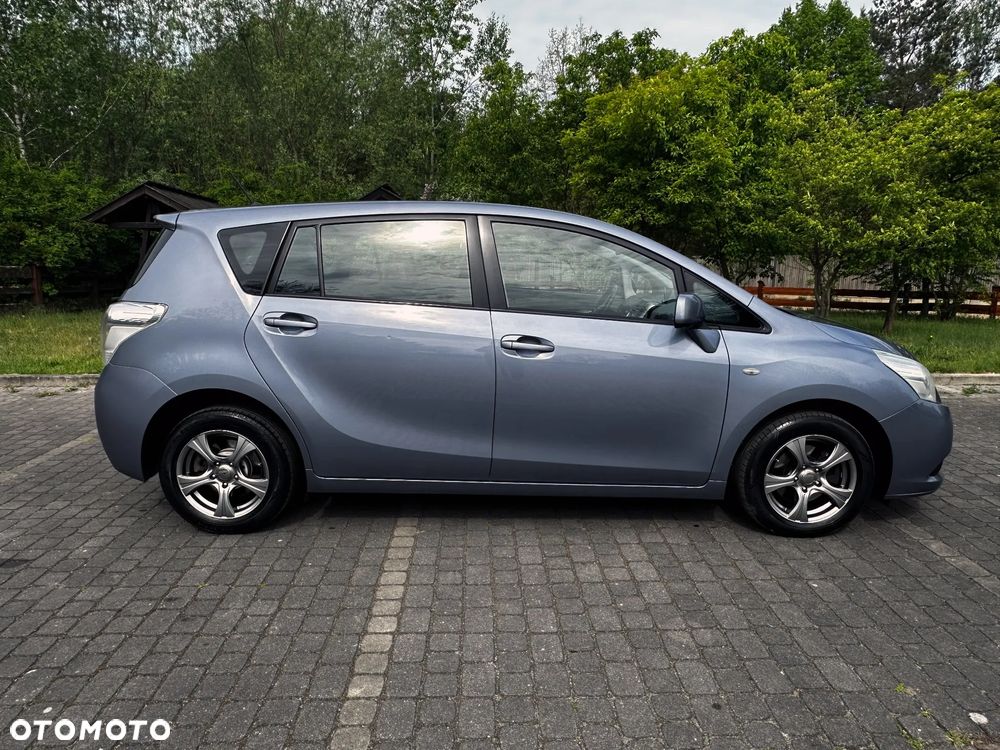 Toyota Verso 2.0 D-4D - 9