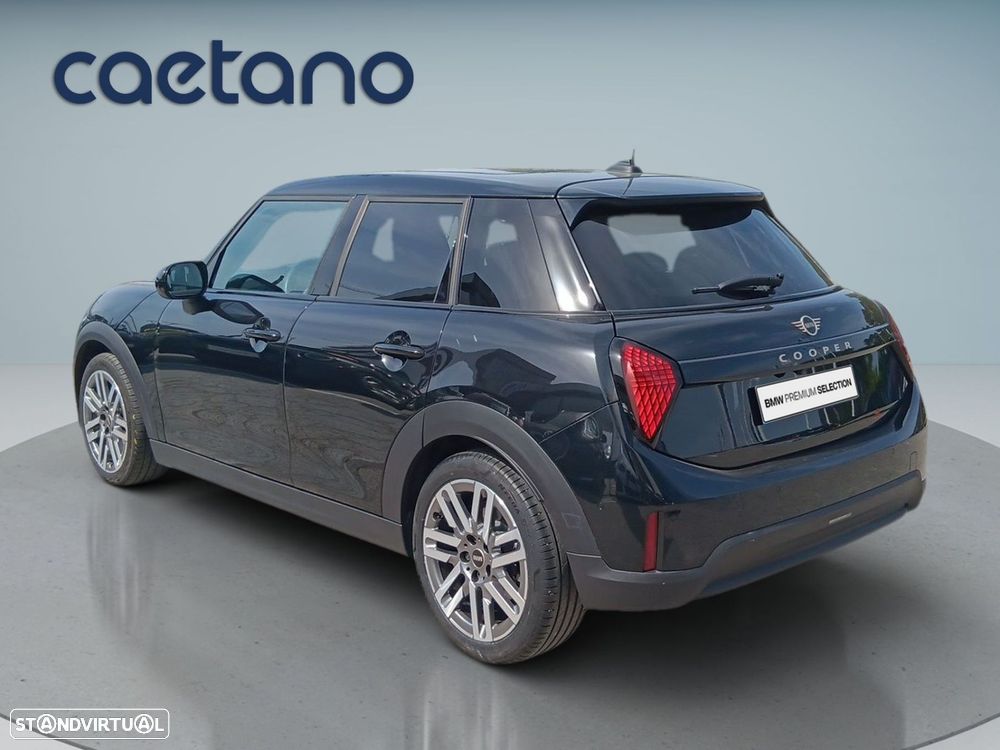 MINI 5 Portas Cooper Classic Auto - 5