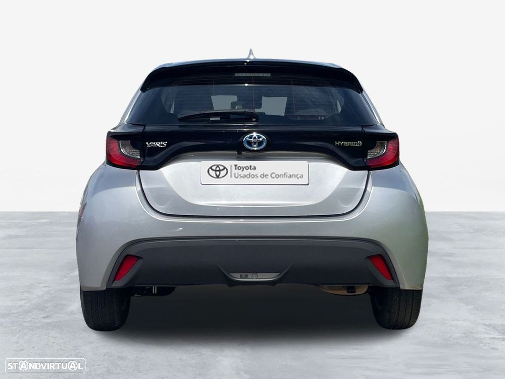 Toyota Yaris - 4