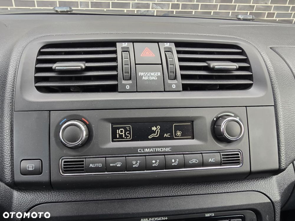 Skoda Roomster 1.6 TDI DPF Scout PLUS EDITION - 31