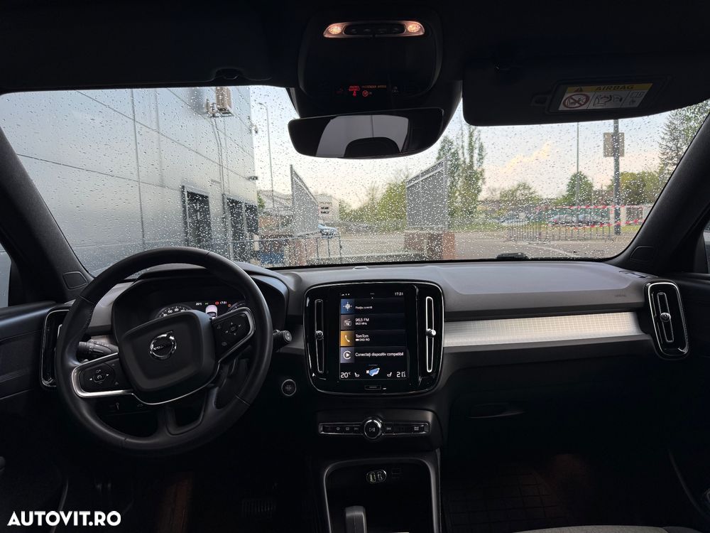 Volvo XC 40 B4 B Geartronic Momentum Pro - 11