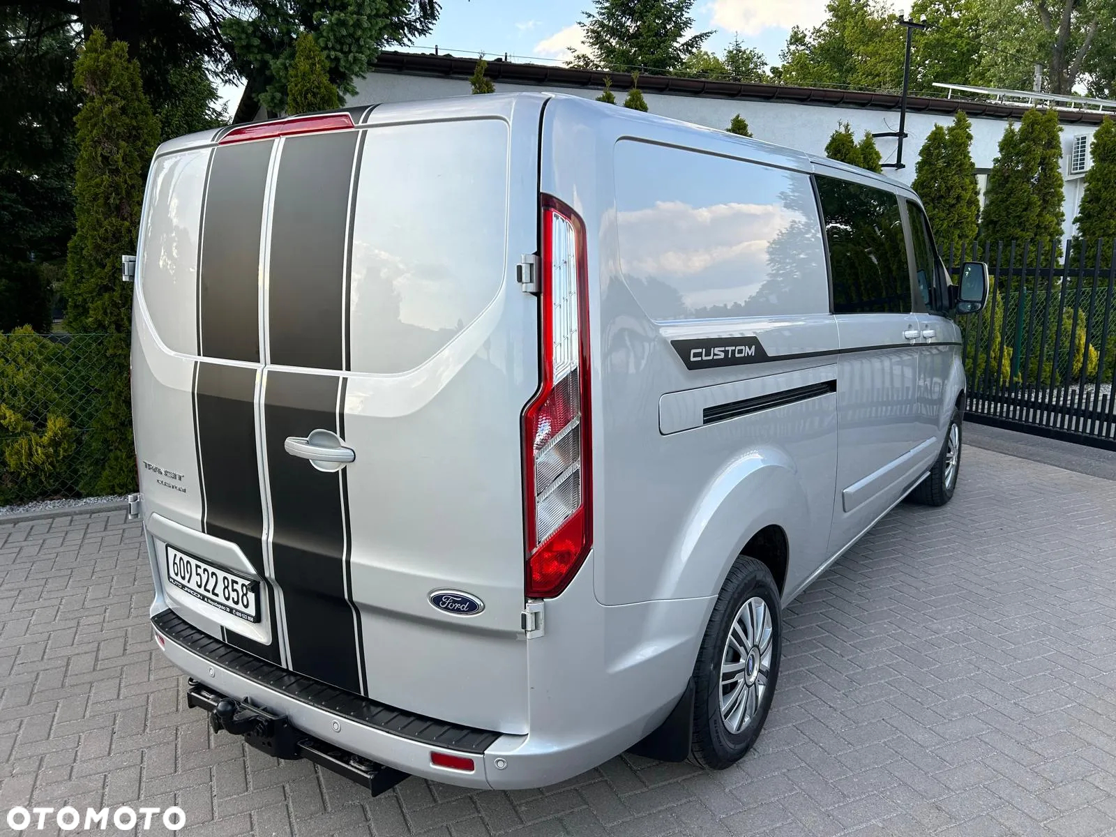 Ford Transit Custom 300 L2H1 Limited (bryg.) - 13
