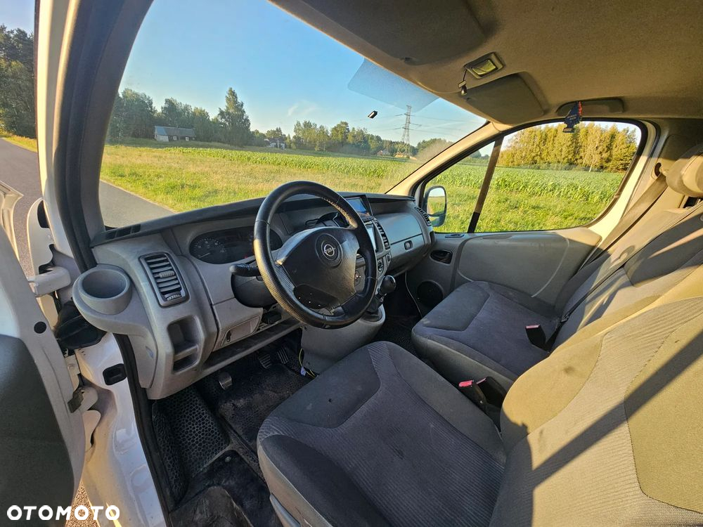 Opel Vivaro - 9