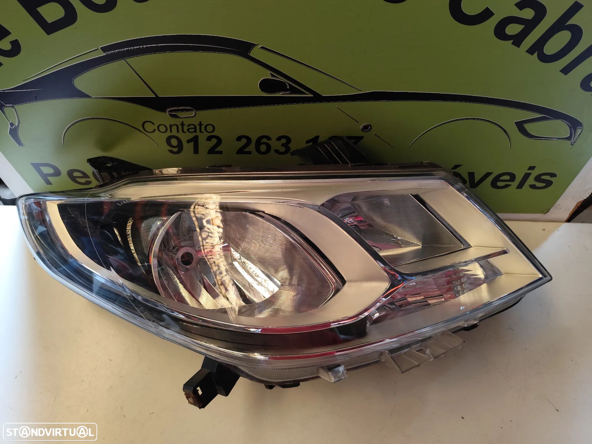 MAXUS EV30 FAROL DIREITO - FF722 - 1