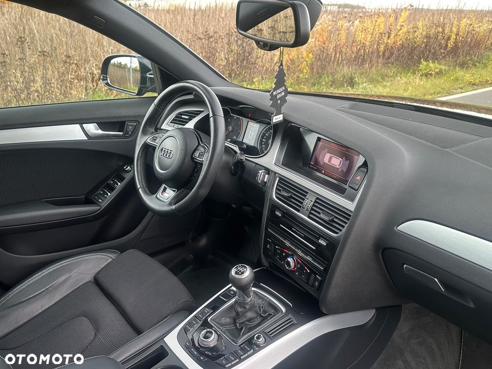 Audi A4 Avant 2.0 TDI DPF S line Sportpaket - 24