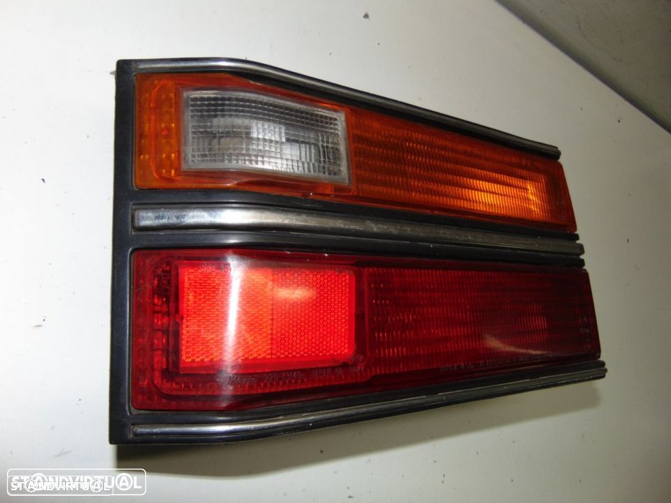 Toyota Celica - farolim de trás esquerdo original - 2
