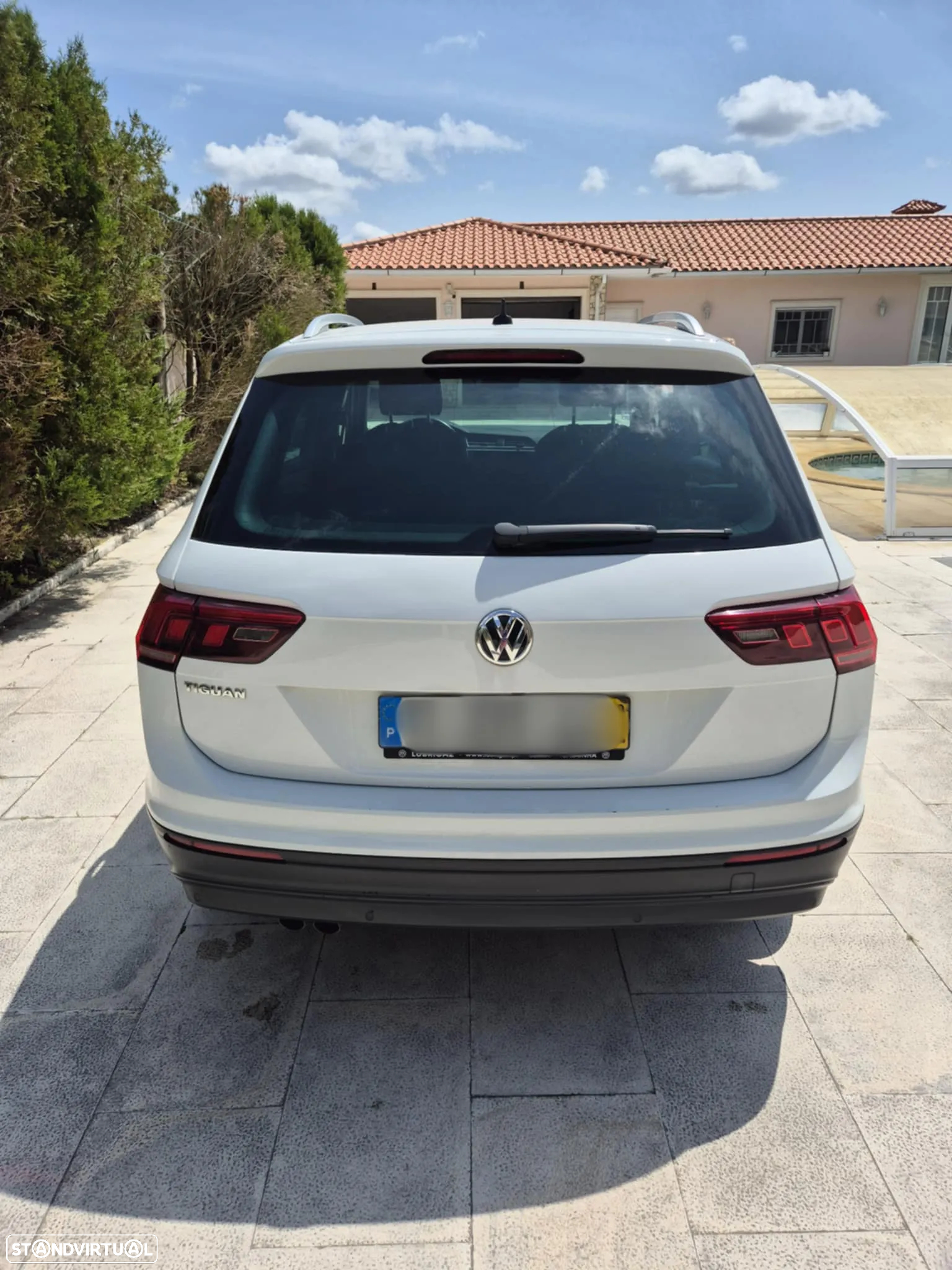 VW Tiguan 1.5 TSI Confortline - 2