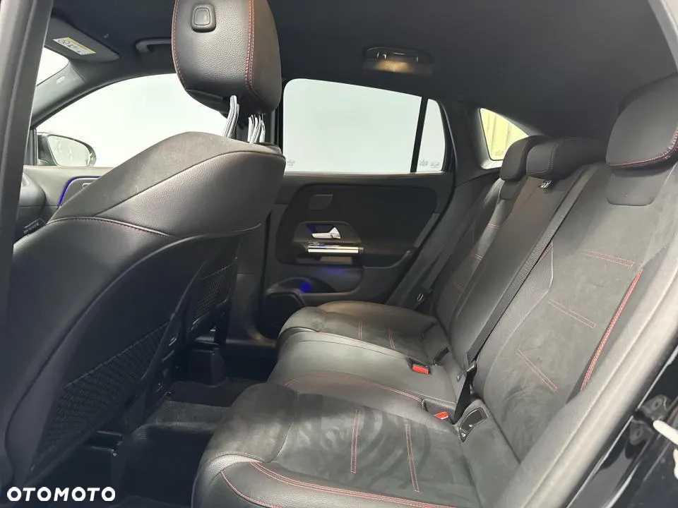 Mercedes-Benz GLA 200 AMG Line - 20
