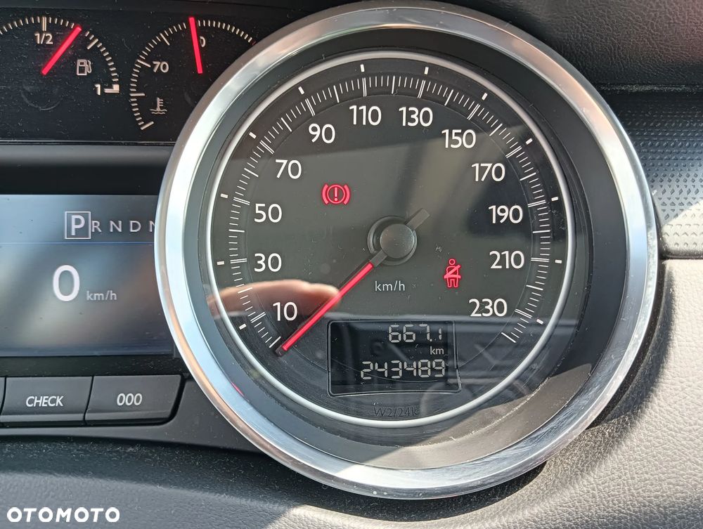 Peugeot 508 1.6 T Allure - 12