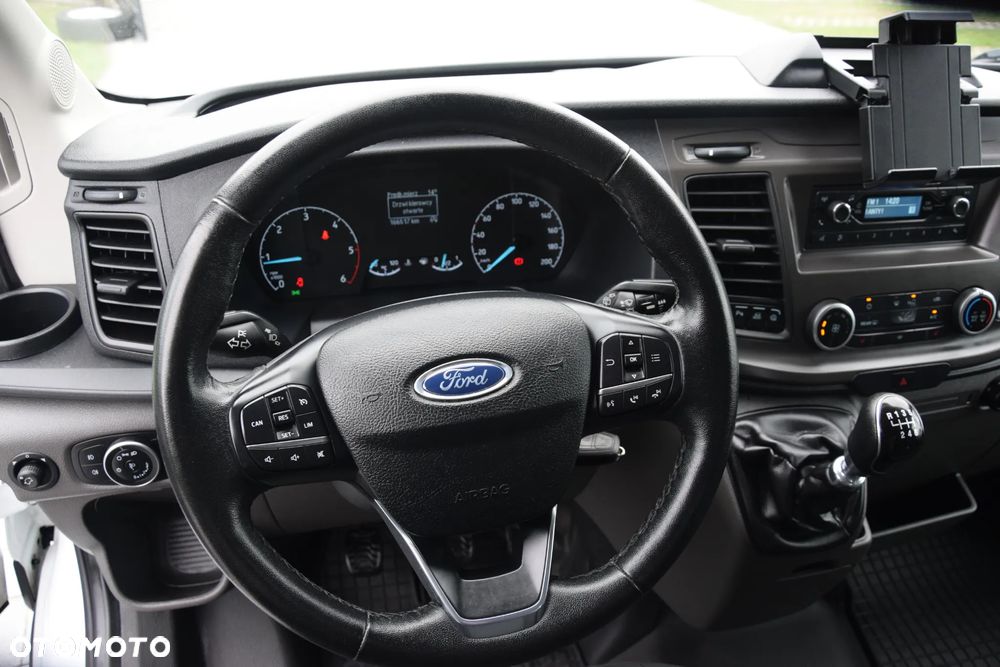 Ford Transit - 27