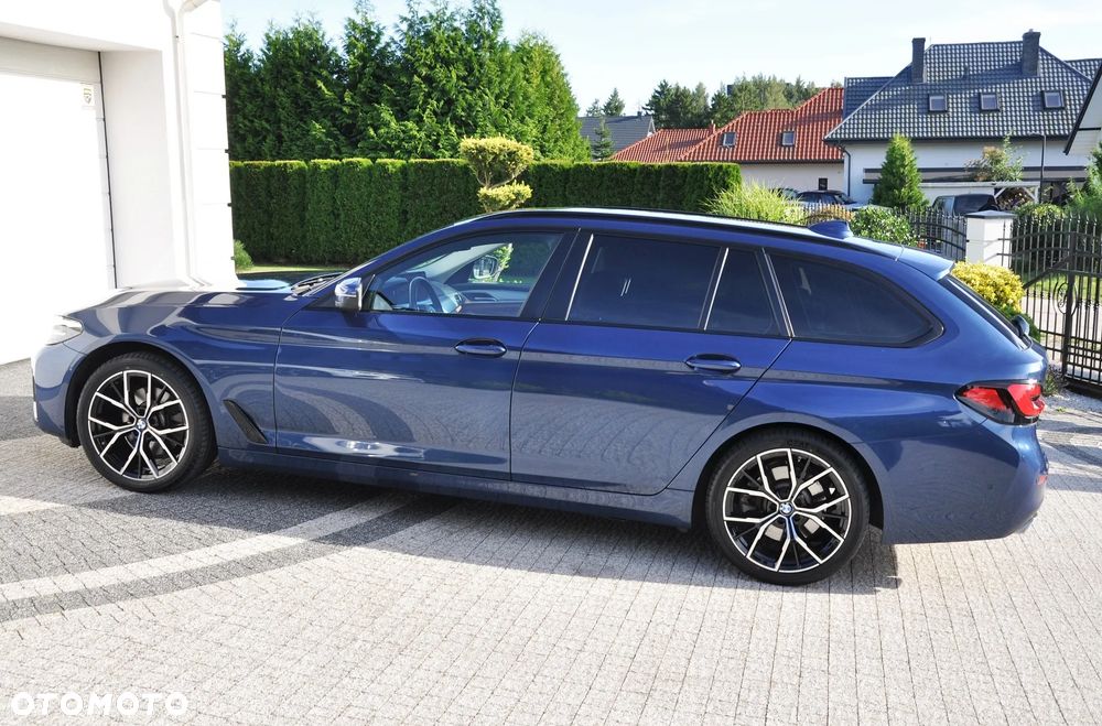 BMW Seria 5 520d mHEV - 6