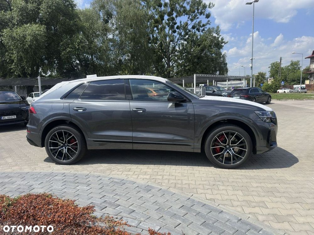 Audi Q8 - 7