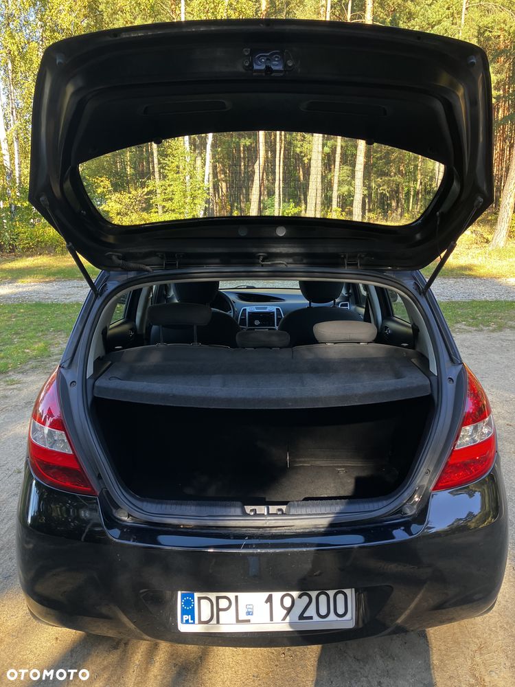 Hyundai i20 1.2 Comfort EU5 - 19