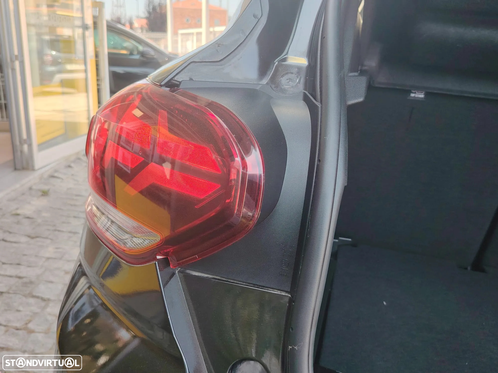 Dacia Sandero 1.0 TCe Stepway Extreme - 24