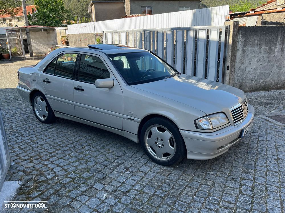 Mercedes-Benz C 220 - 1
