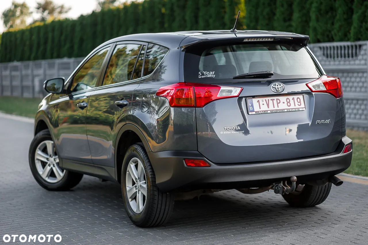 Toyota RAV4 - 3
