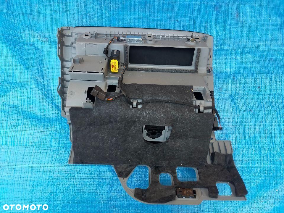 Audi A5 8W Sportback Schowek Pasażera Konsoli Szary 2019 - 3