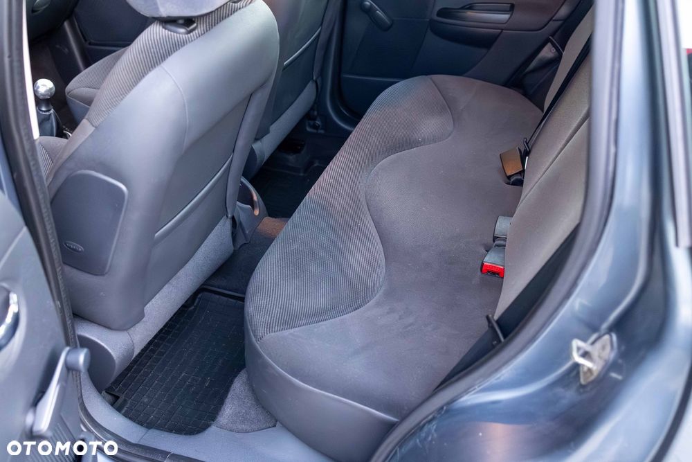 Citroën C3 1.6 VTR - 11