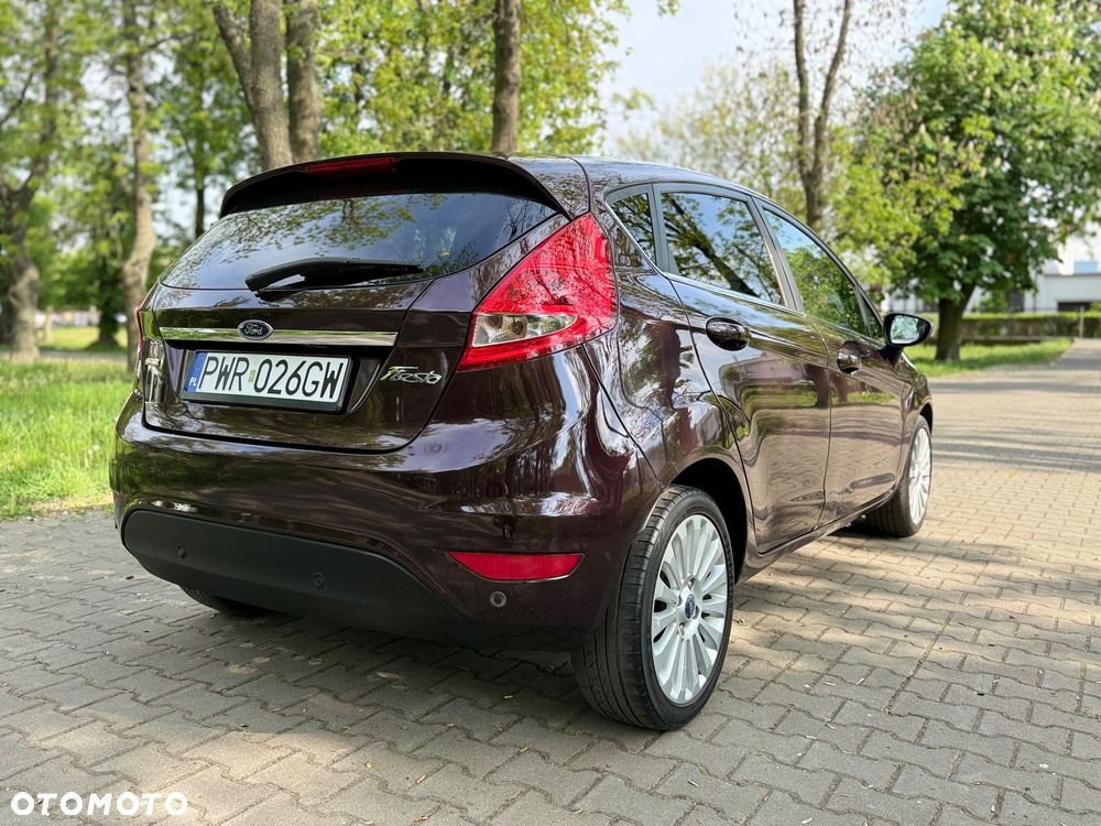 Ford Fiesta - 15