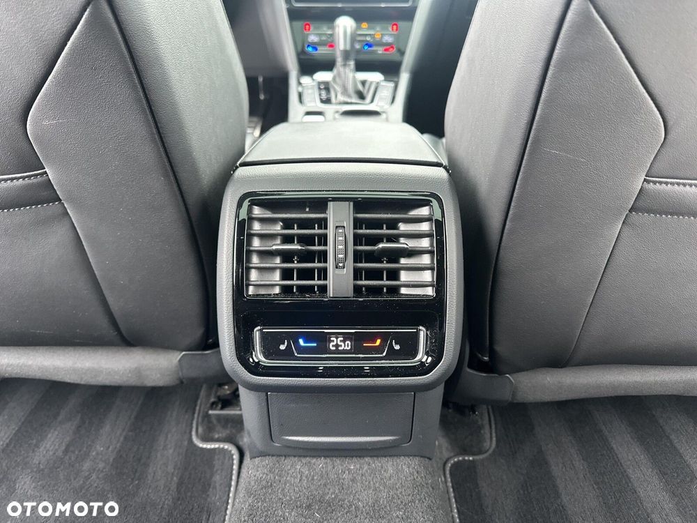 Volkswagen Arteon 2.0 TDI 4Motion R-Line DSG - 38