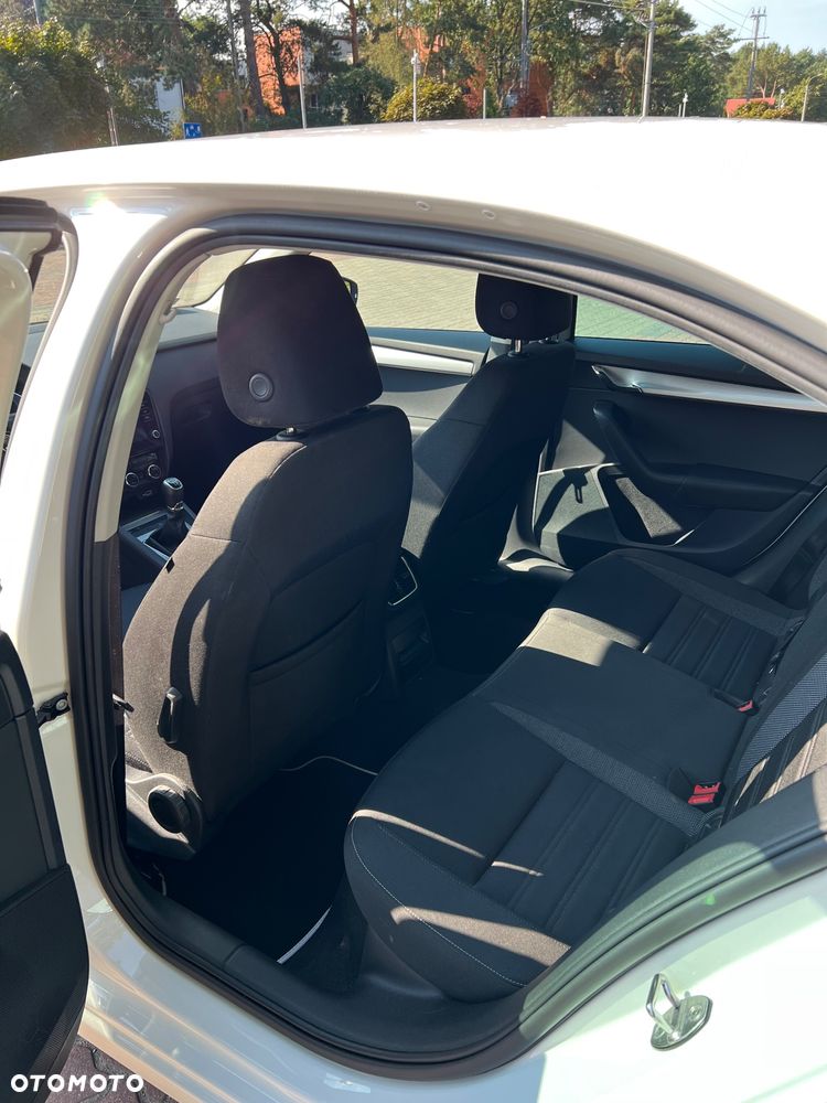 Skoda Octavia 1.6 TDI SCR Ambition - 7