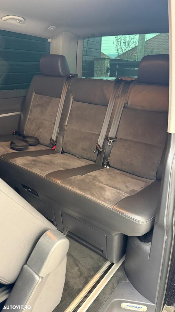 Volkswagen Multivan - 13
