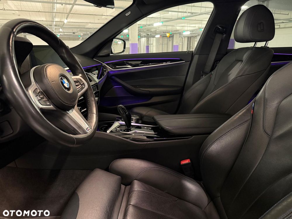 BMW Seria 5 M550d xDrive - 22