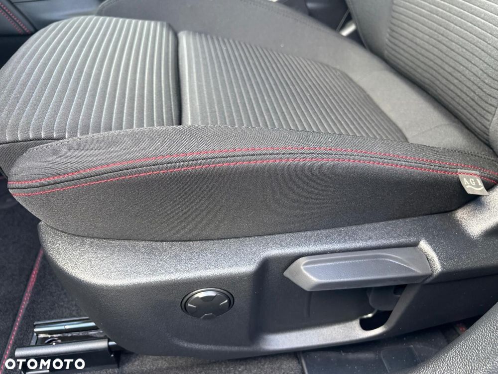 Ford Focus 1.0 EcoBoost mHEV ST-Line X - 17