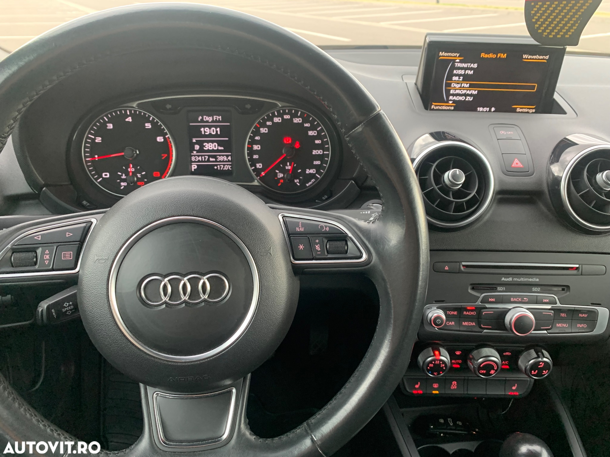Audi A1 Sportback 1.0 TFSI S tronic Design - 13