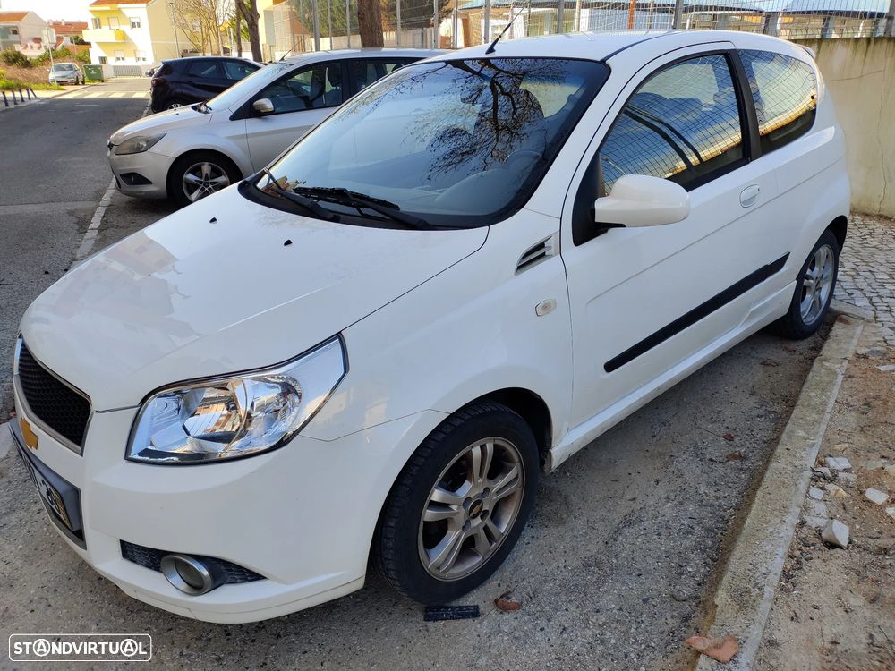 Chevrolet Aveo 1.2 L - 5