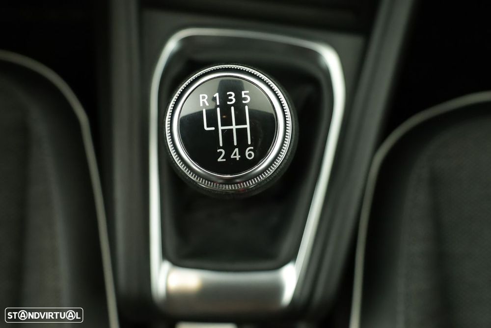 Renault Captur 1.0 TCe Techno - 14