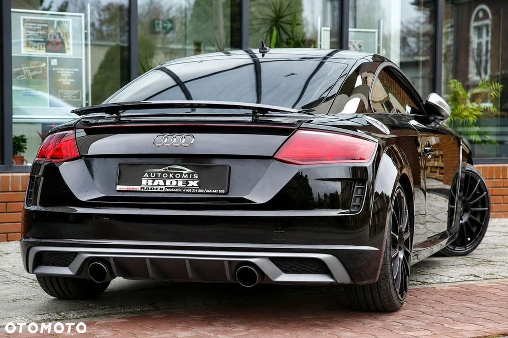 Audi TT Coupé - 11
