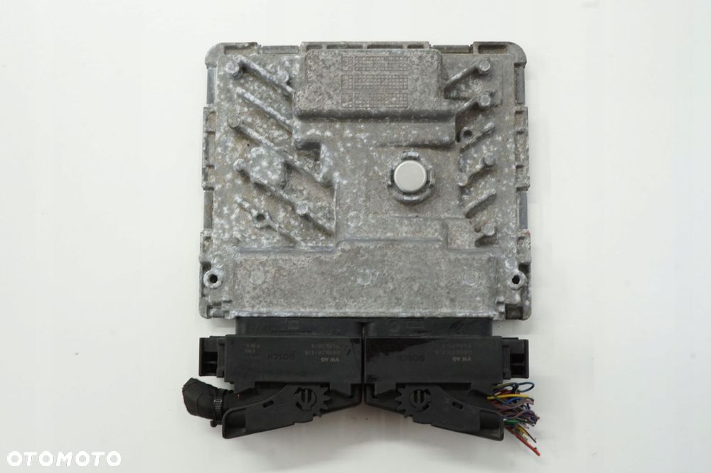 AUDI A4 B9 17R STEROWNIK SILNIKA 2.0TFSI 8W0906259K 06L907425C - 1