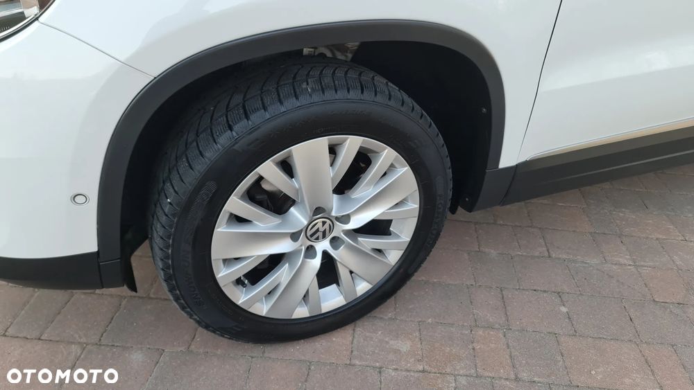 Volkswagen Tiguan 2.0 TDI Perfectline R-Style - 13