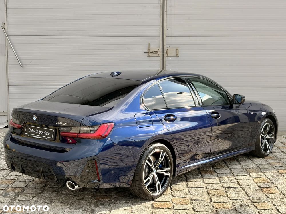 BMW Seria 3 320d xDrive mHEV M Sport - 4