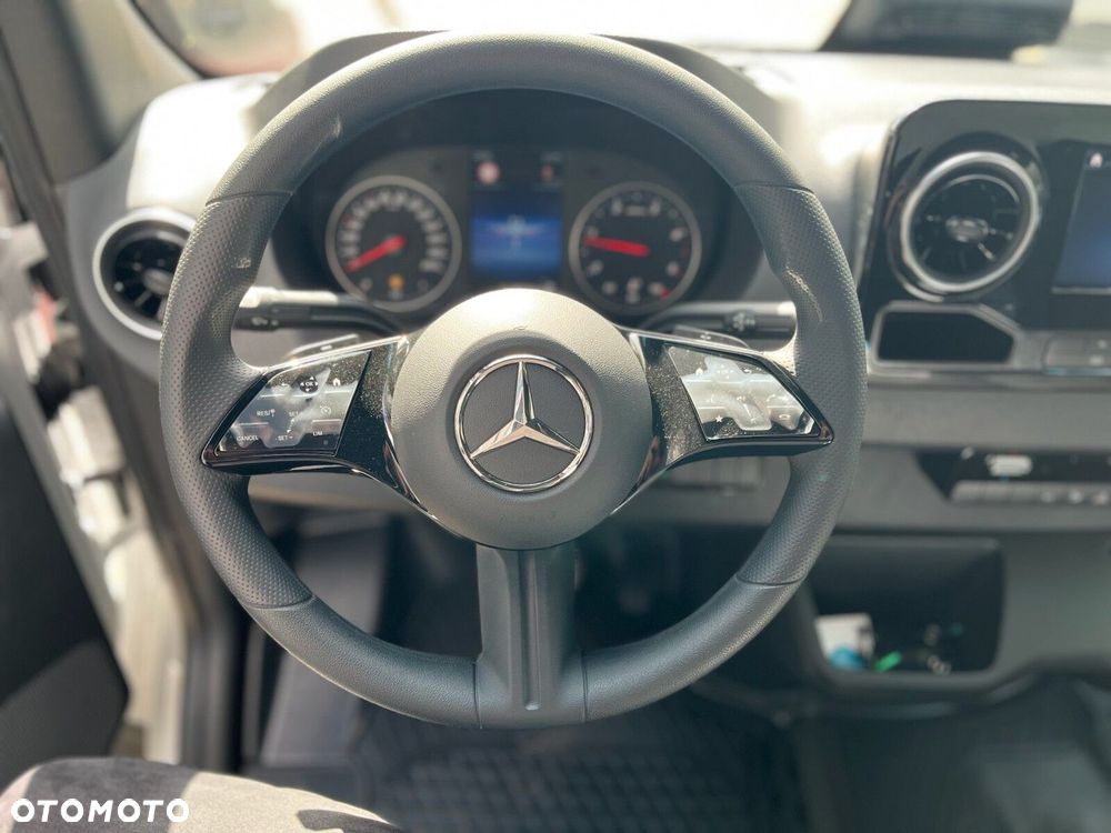 Mercedes-Benz Sprinter Sprinter - 8