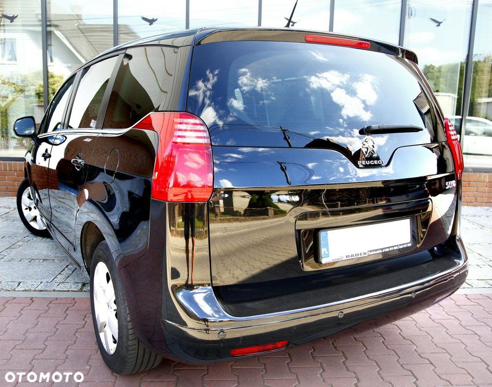 Peugeot 5008 1.6 BlueHDi Style 7os - 28