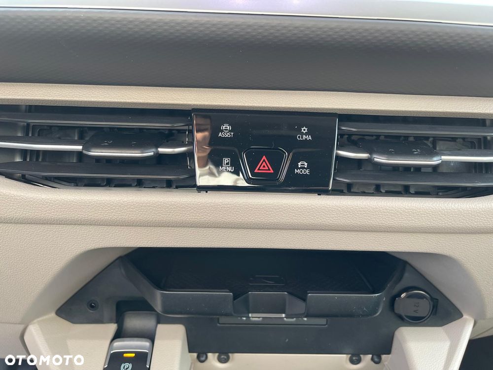 Volkswagen Multivan 2.0 TDI L2 Life DSG - 25