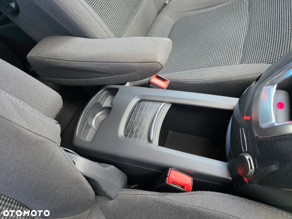 Peugeot 5008 HDI FAP 115 Allure - 34