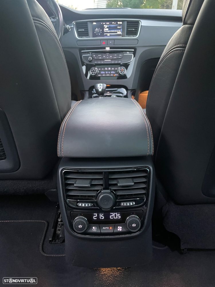 Peugeot 508 RXH 2.0 HDi Hybrid4 Limited Edition 2-Tronic - 24