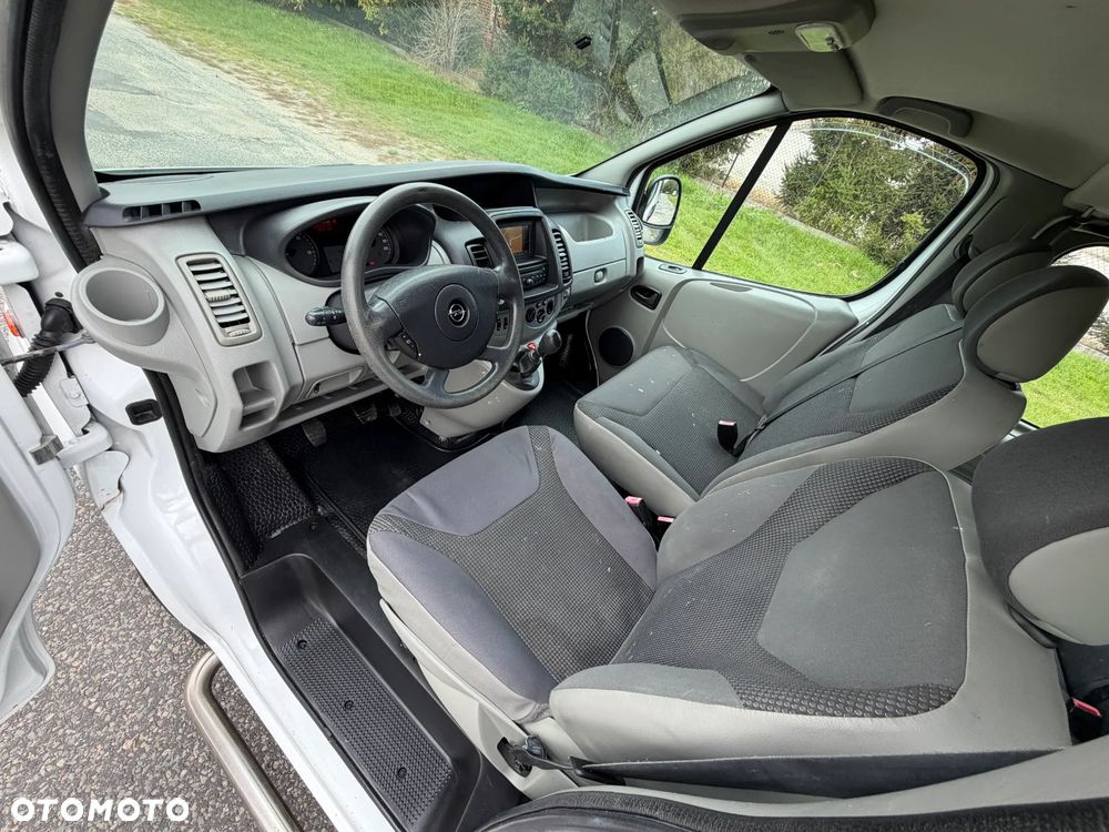 Opel Vivaro * 2.0 / 115KM * L2H1 / Long * Brygadówka / DOKA * 6 Osób * - 28
