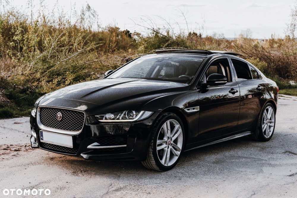 Jaguar XE 20d R-Sport - 3
