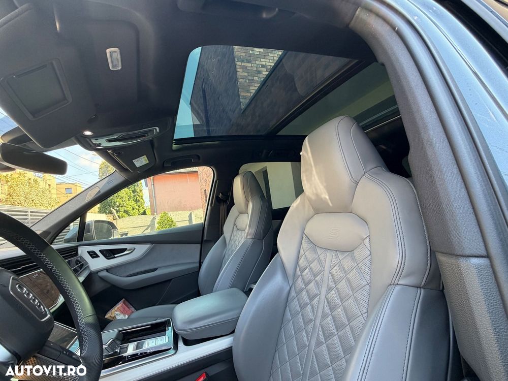 Audi Q7 55 TFSI quattro Tiptronic MHEV S Line - 9