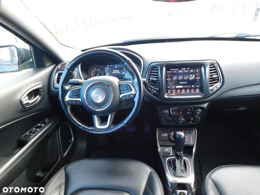 Jeep Compass - 14
