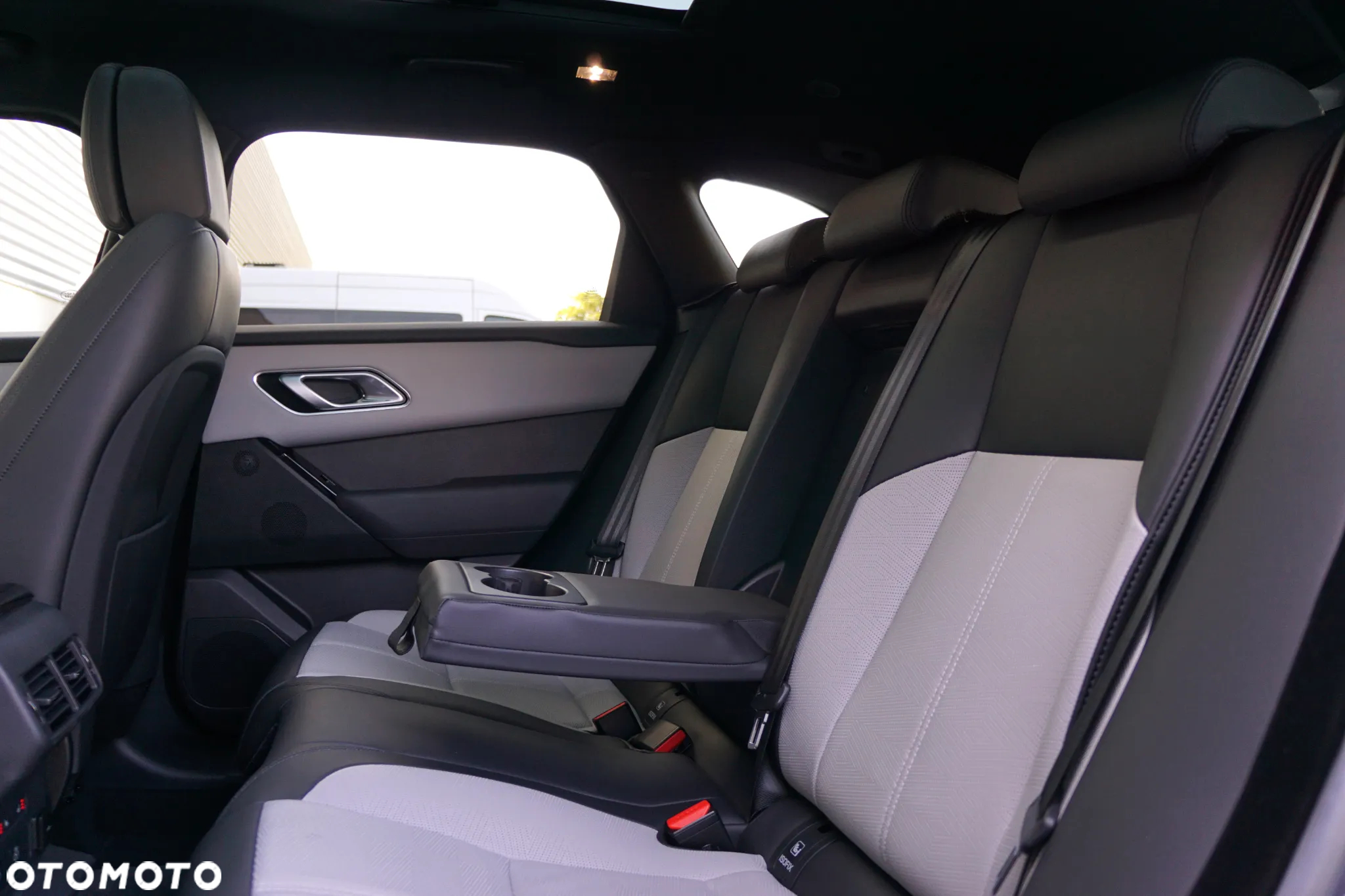 Land Rover Range Rover Velar - 27