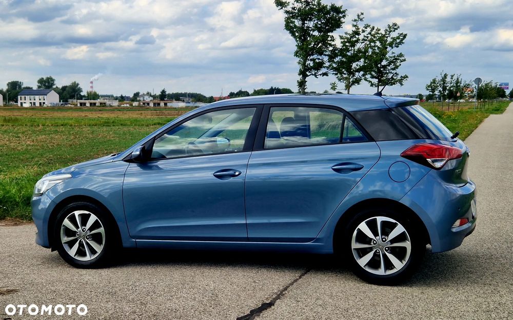 Hyundai i20 - 13