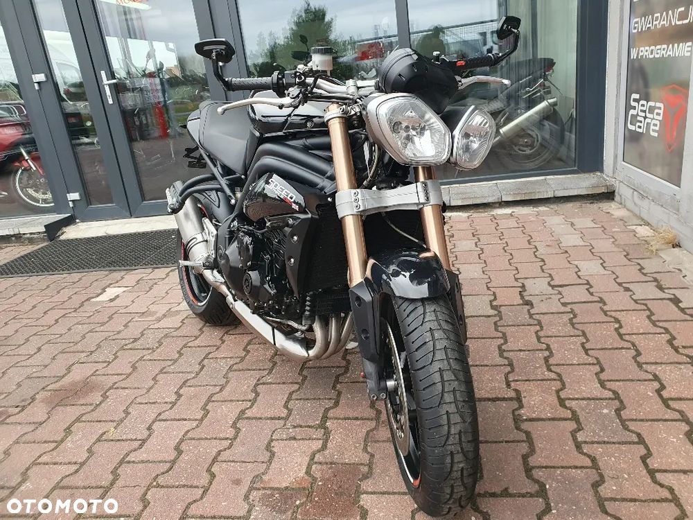 Triumph Speed Triple - 30